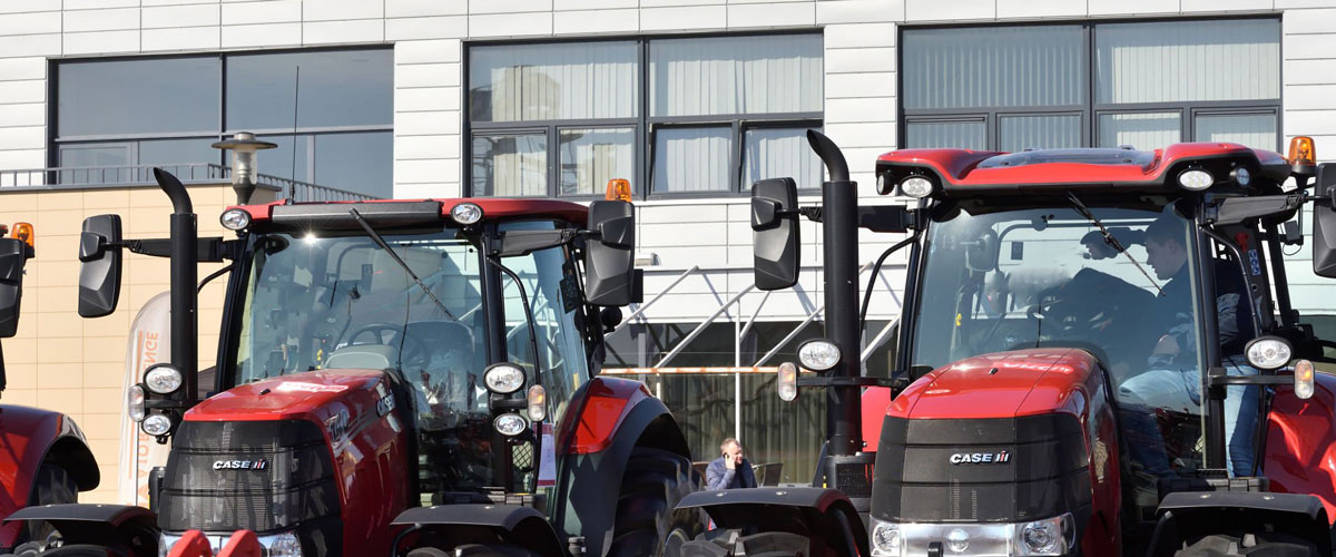 Le Concessionnaire Devonien Célèbre 50 Ans au Salon de l'Agriculture de l'Ouest